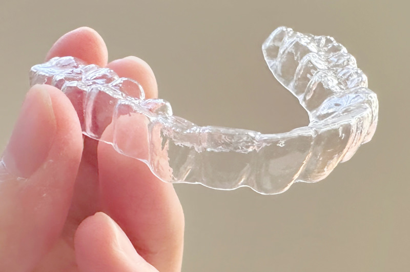 マウスピース矯正（目立たず快適な矯正）